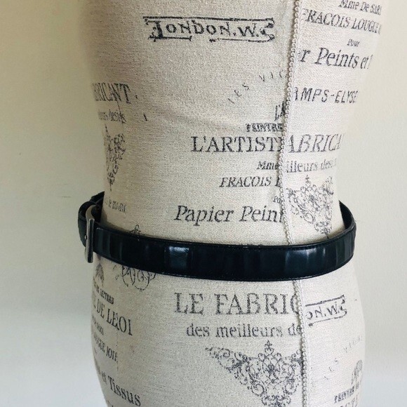 Black Leather Belt - Picture 3 of 4